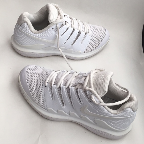 Nike Shoes - Nike Zoom Leather Textile athletic sneakers